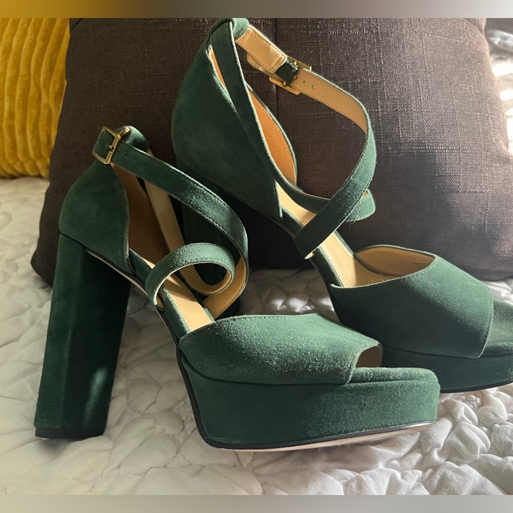 Michael Kors Green Suede Women's platform Heels